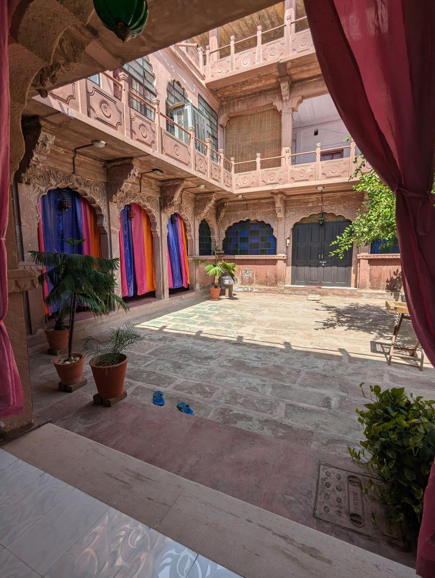 Sadar Haveli Heritage Джодпур Екстериор снимка